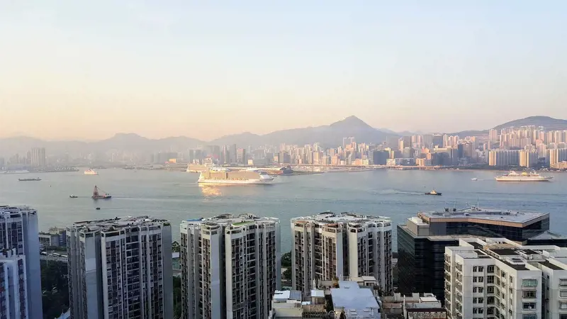 Hong-Kong-Victoria-Harbor