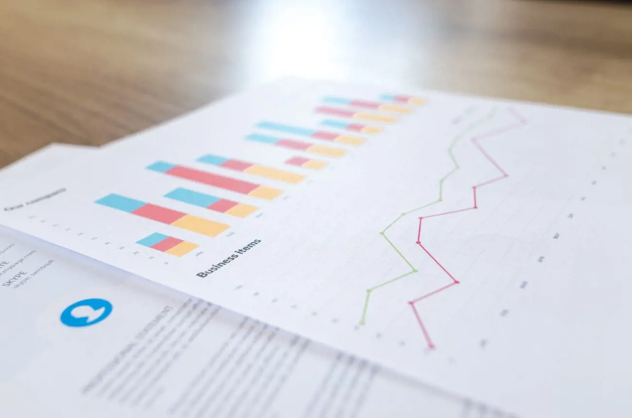 analytics-blur-business-close-up-590045-scaled