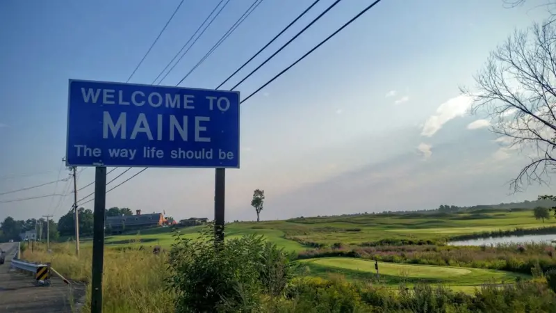 nature-road-countryside-view-highway-country-687021-pxhere.com_-scaled