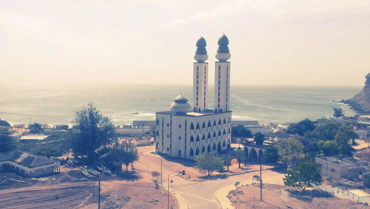 fisherman-mosque-ga250fb351_1920-scaled