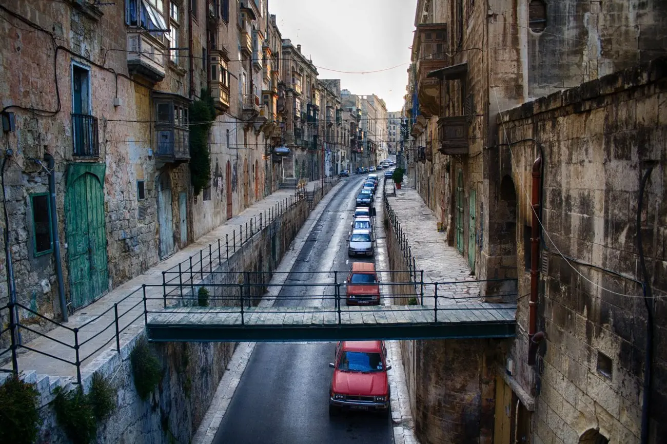 road-5058959_1920
