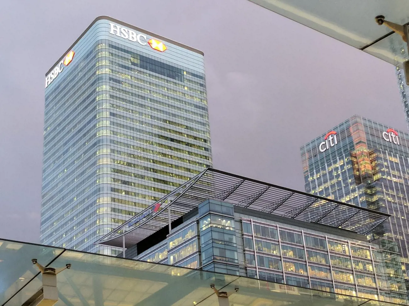 canary-wharf-4485954_1920-scaled