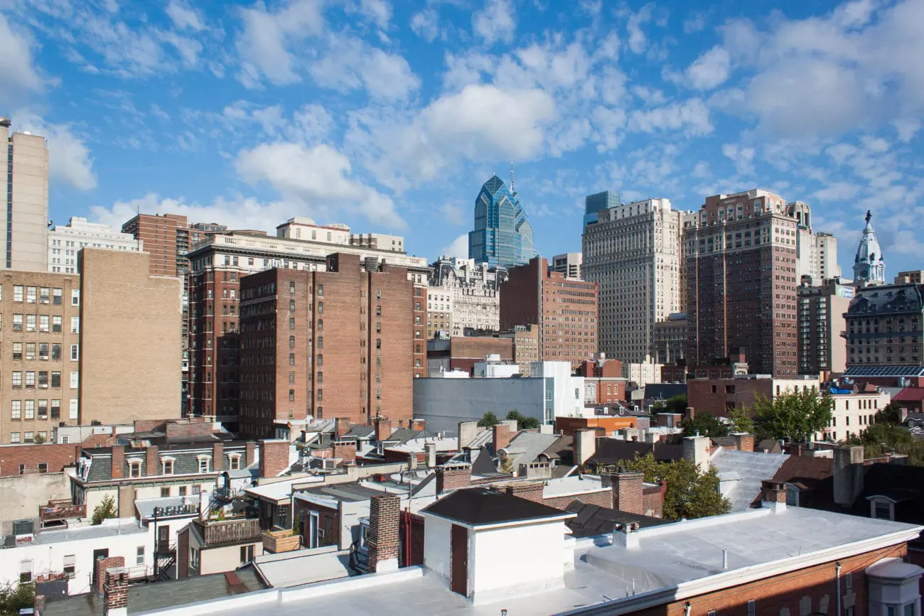 philadelphia-houses-city-skyline-urban-area-metropolitan-area-1445701-pxhere.com_-scaled