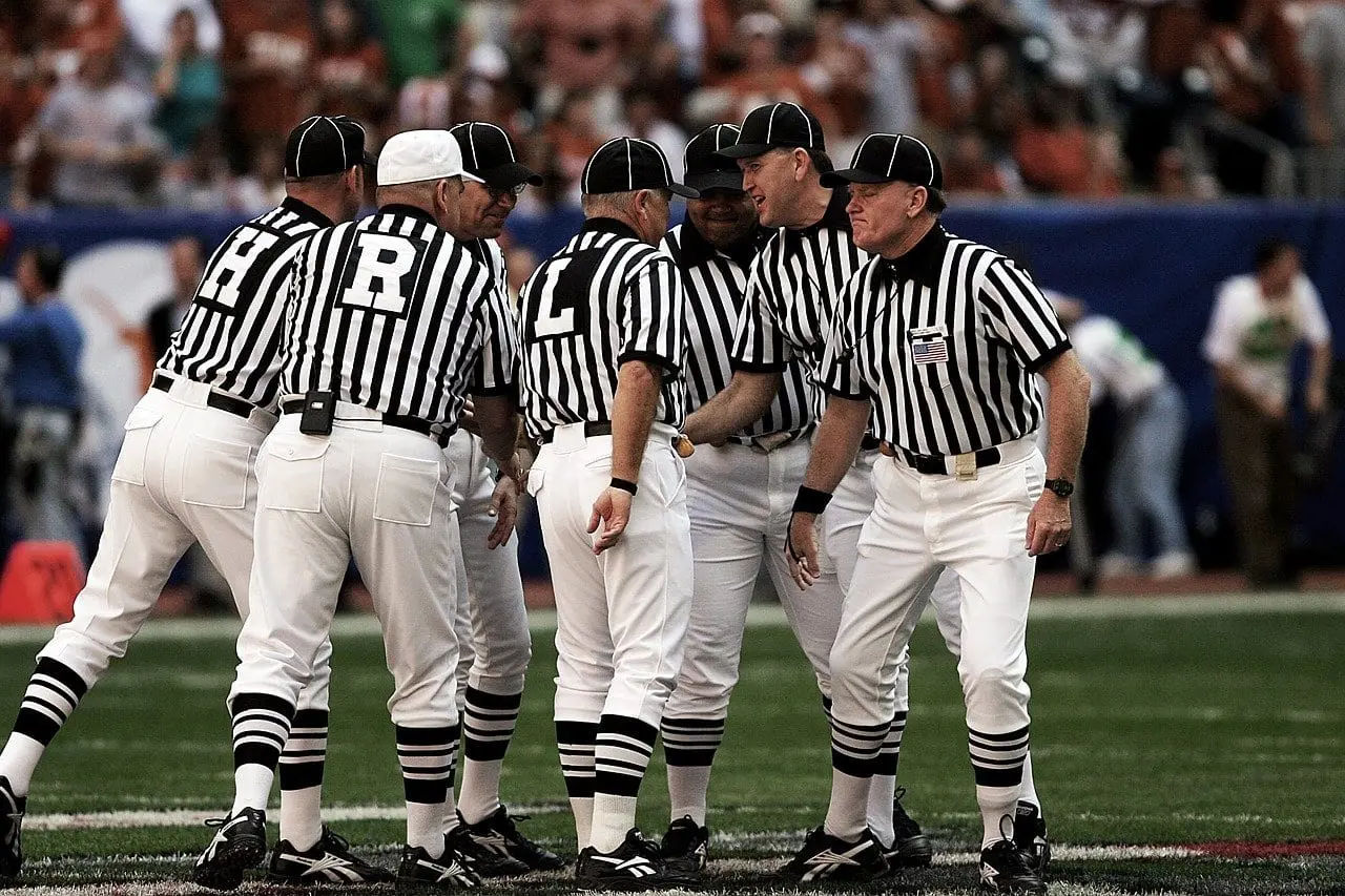 Referee
