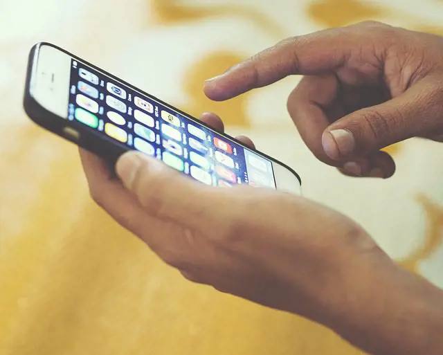 www.maxpixel.net-Smartphone-Communication-Phone-Iphone-Cell-Device-933205
